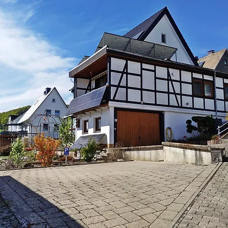 Thomsen * Olsberg